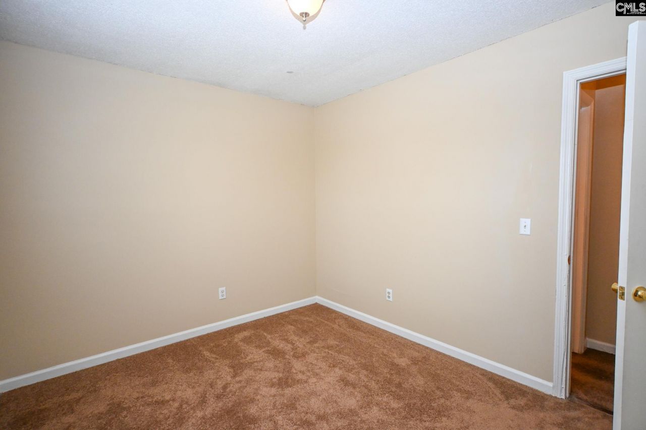 10 N Crossing Court Photo 20