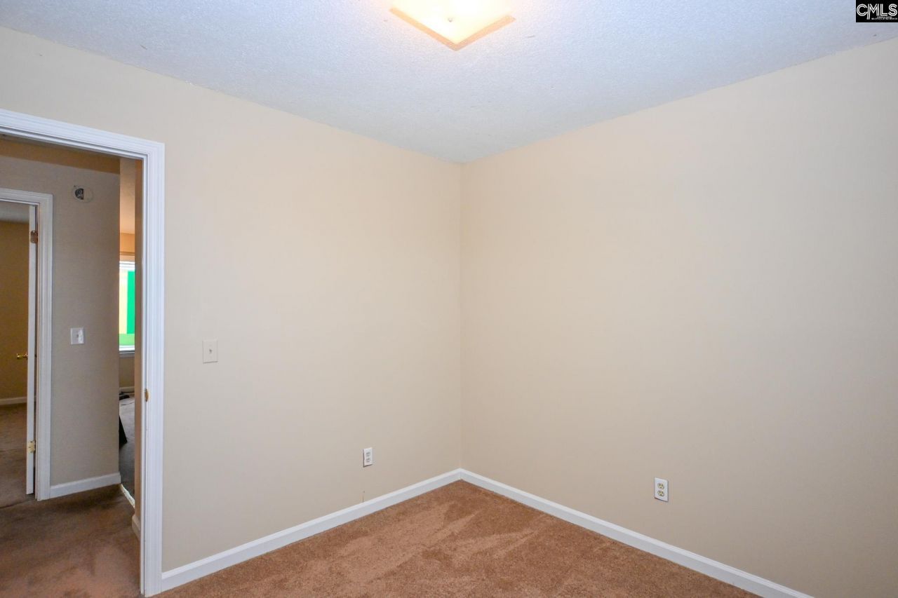 10 N Crossing Court Photo 24