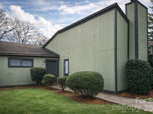 6107 Bent Tree Court, Charlotte, NC 28212