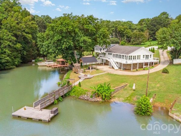 230 River Loop Road , Belmont, NC 28012
