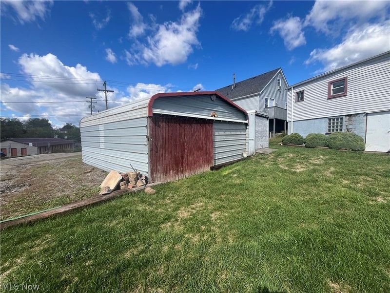 289 Canton Road, Wintersville, OH 43953 Photo 3