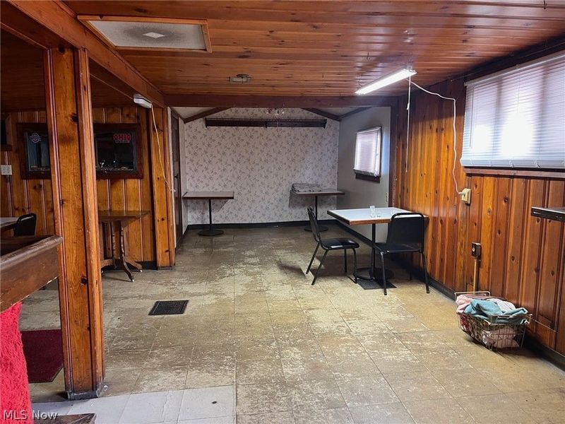 289 Canton Road, Wintersville, OH 43953 Photo 4