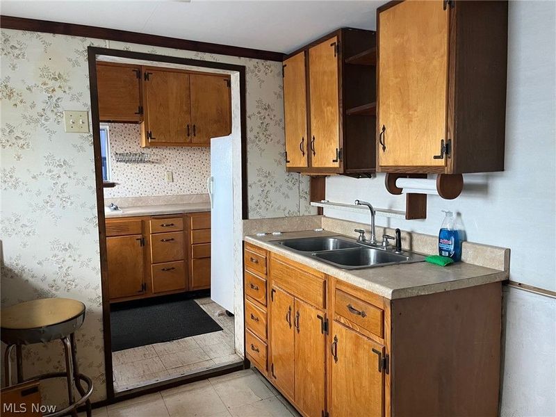 289 Canton Road, Wintersville, OH 43953 Photo 8