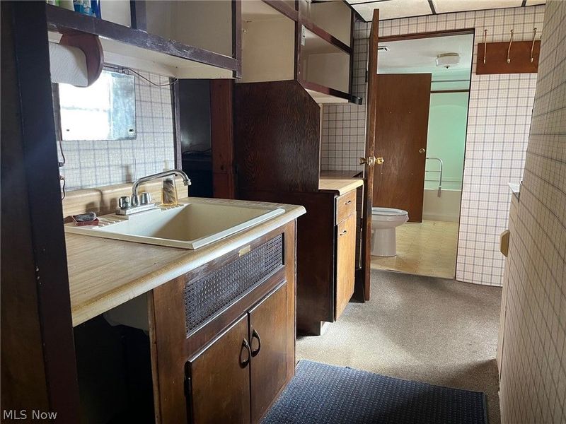 289 Canton Road, Wintersville, OH 43953 Photo 9