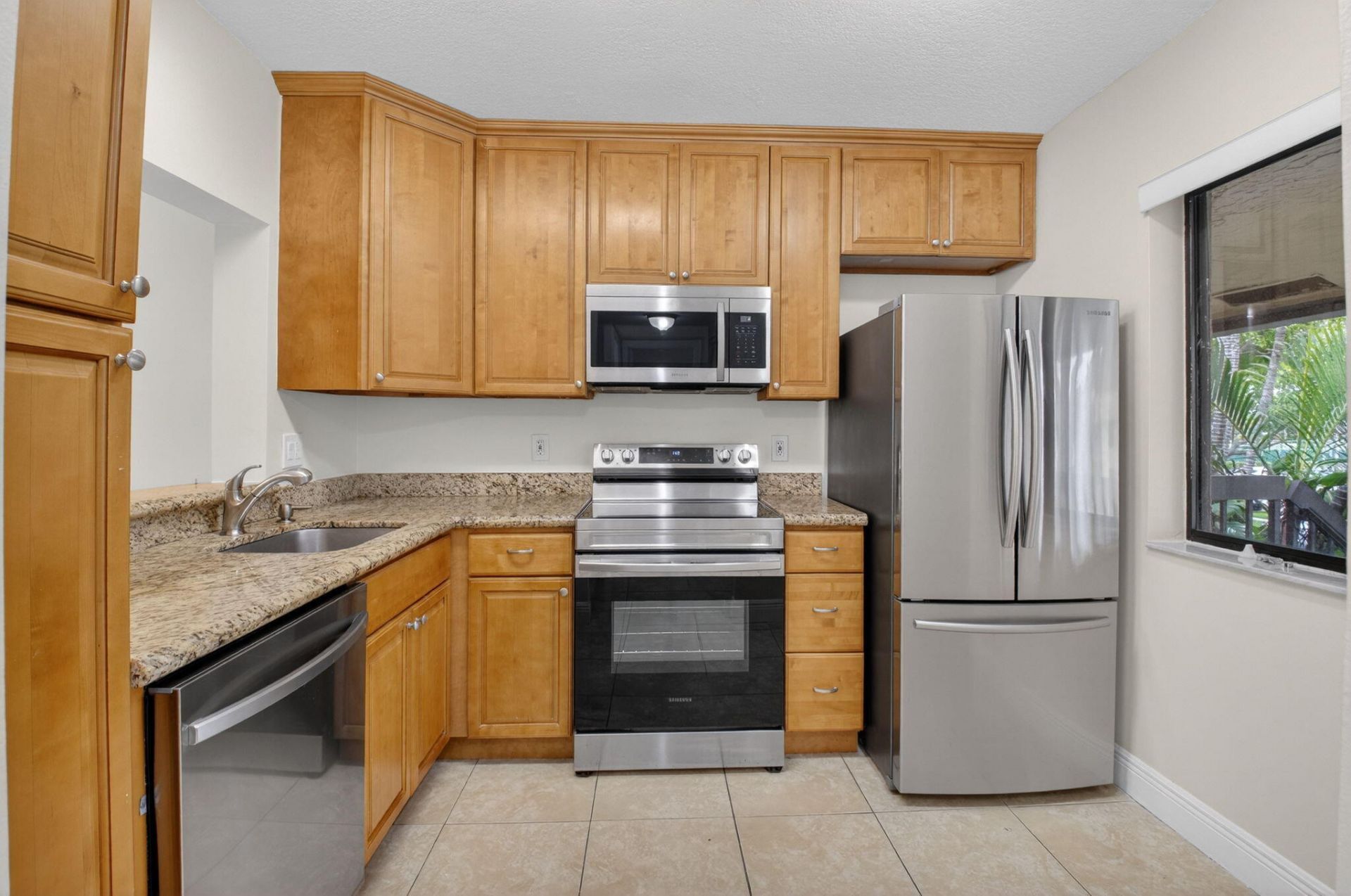 21943 Remsen Terrace, Unit 207, Boca Raton, FL 33433 Photo