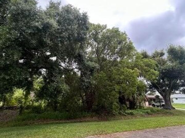 7802 Pacific Avenue, Fort Pierce, FL 34951