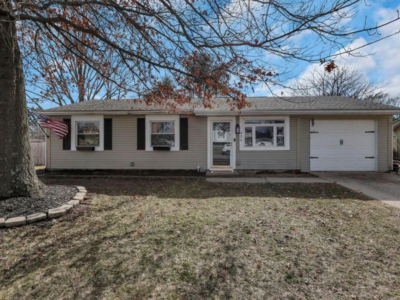 426 Ridgemere Way , Lancaster, OH 43130 Photo 1