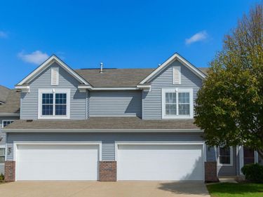 6869 Folkestone Road, Unit 614, Apple Valley, MN 55124