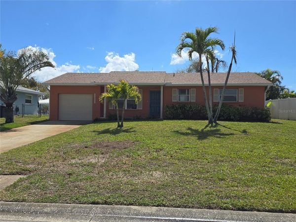 8509 43 AVENUE W, BRADENTON, FL 34209