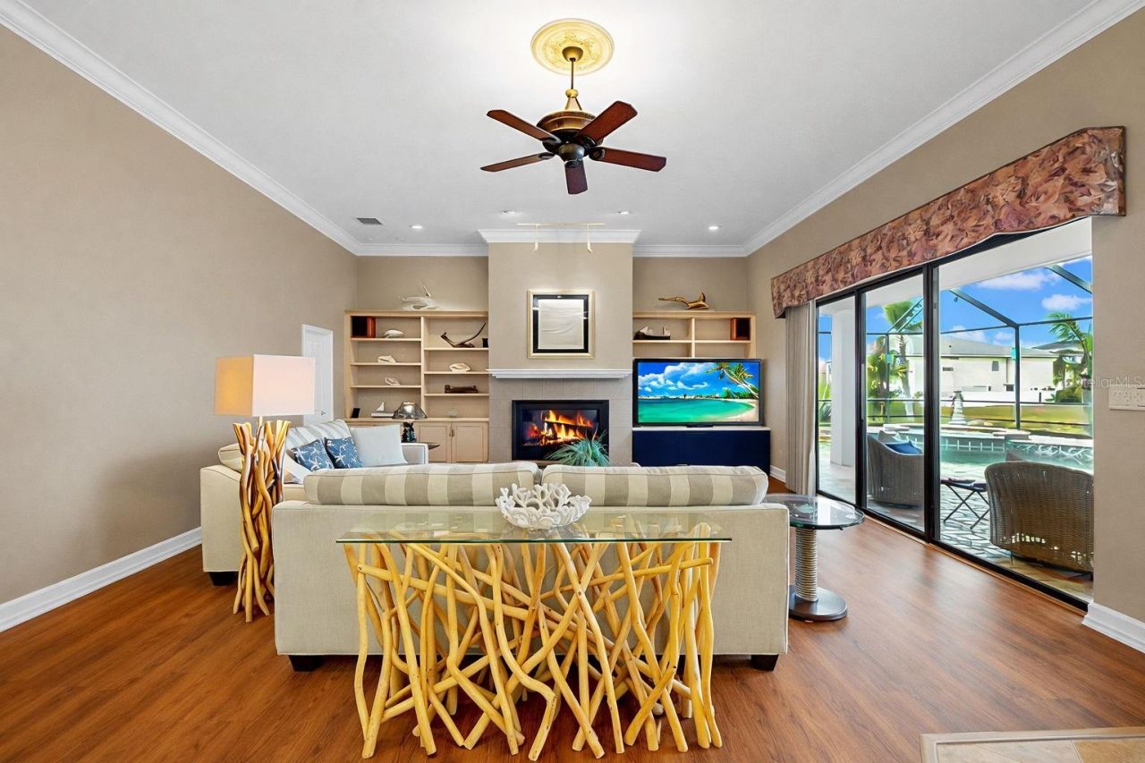 960 Symphony Isles Boulevard, Apollo Beach, FL 33572 Photo