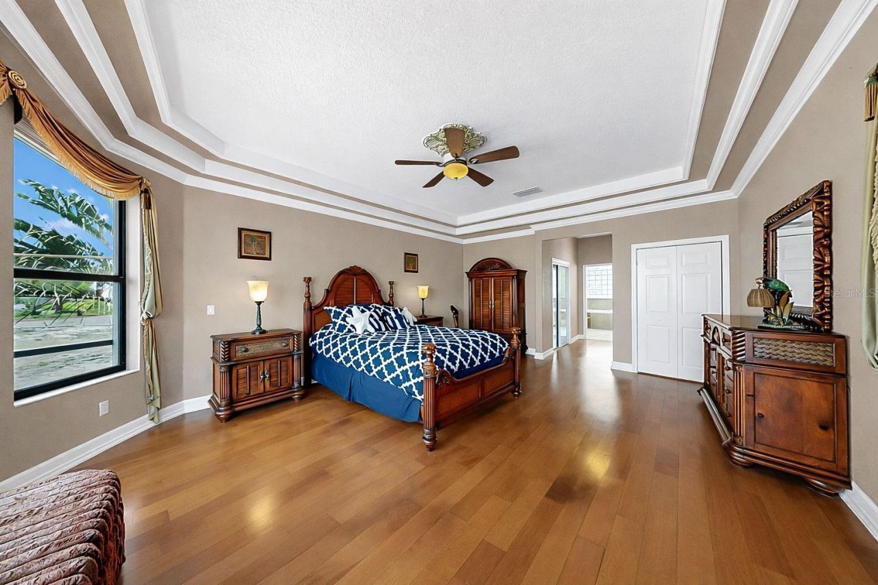 960 Symphony Isles Boulevard, Apollo Beach, FL 33572 Photo