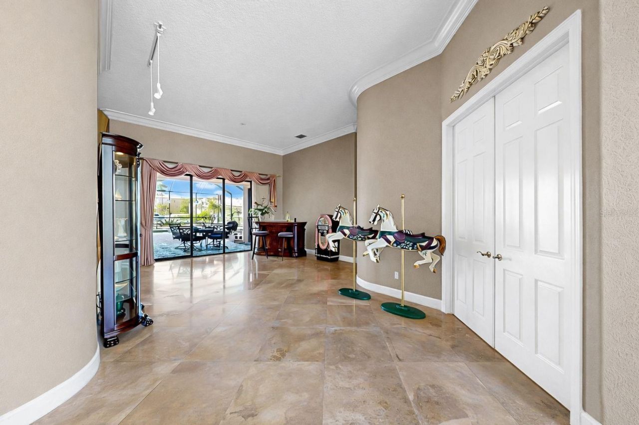 960 Symphony Isles Boulevard, Apollo Beach, FL 33572 Photo