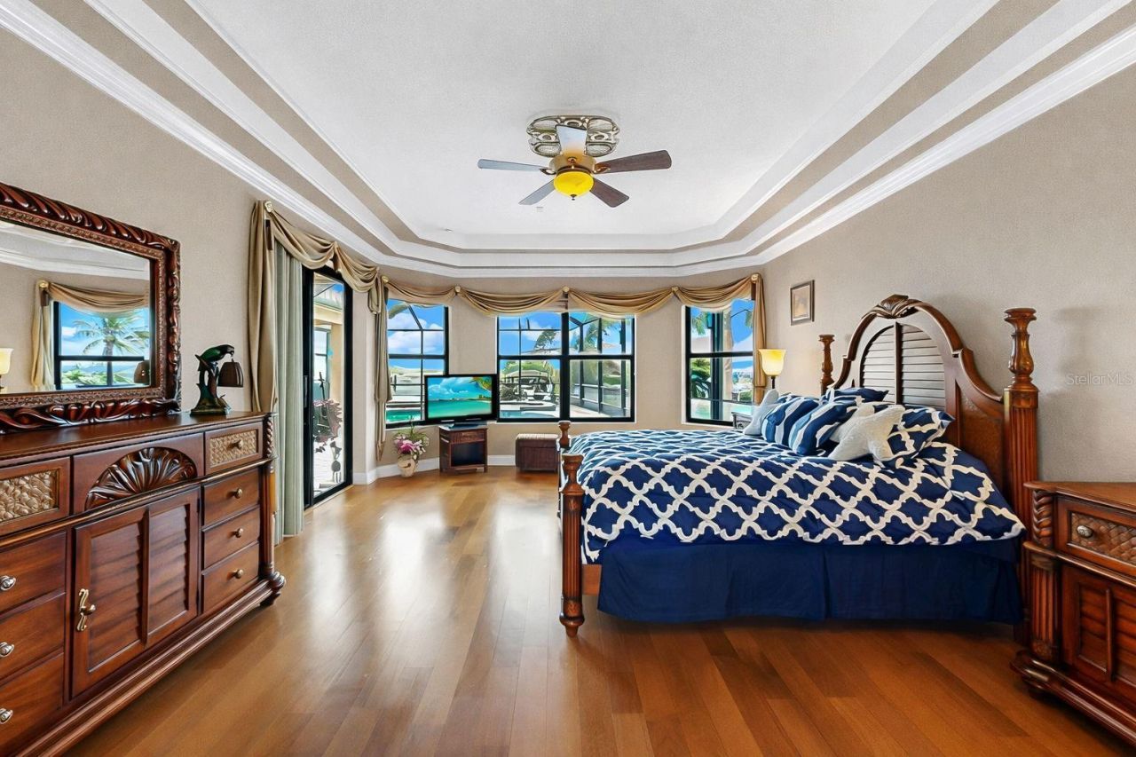 960 Symphony Isles Boulevard, Apollo Beach, FL 33572 Photo