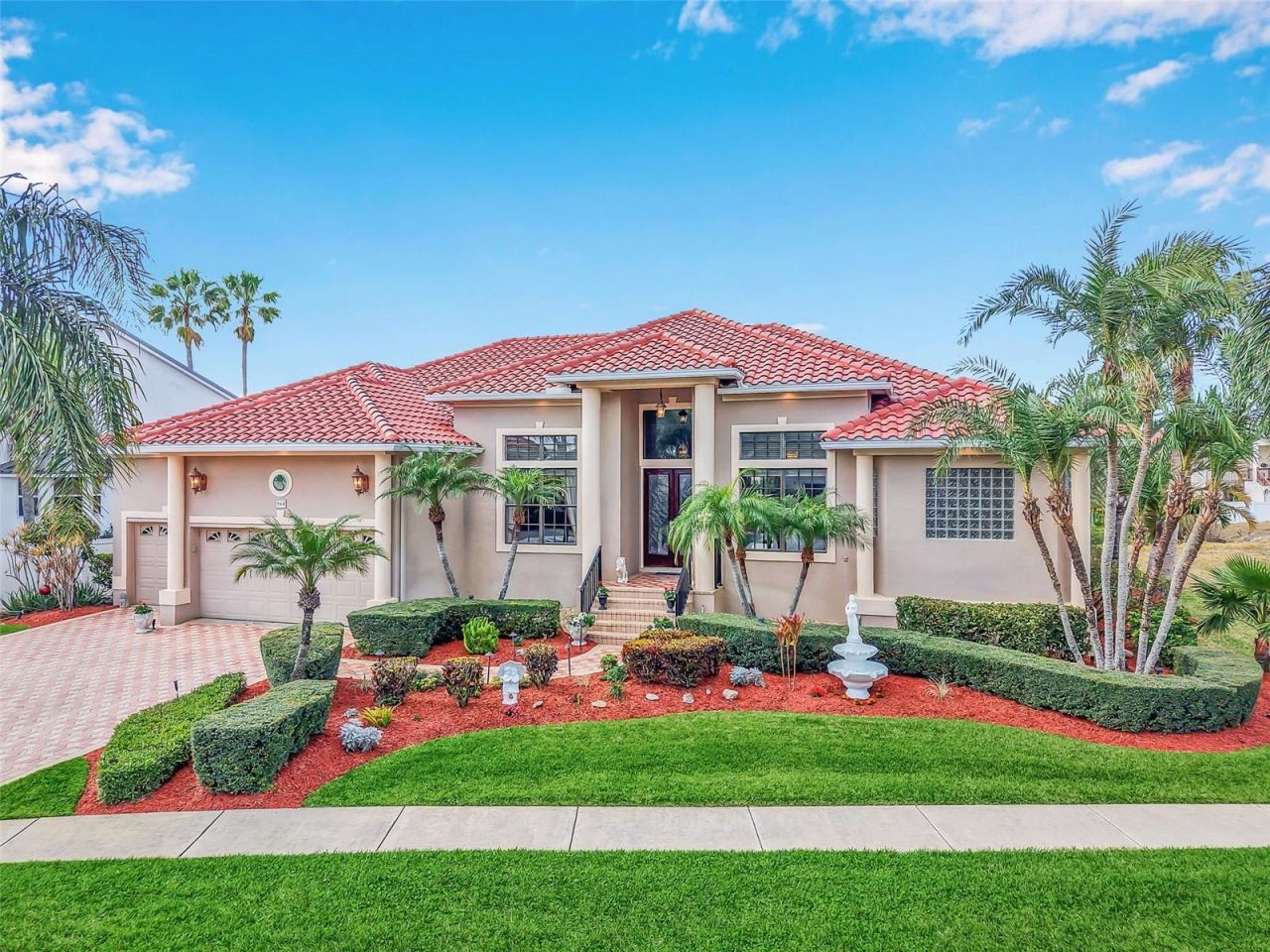 960 Symphony Isles Boulevard, Apollo Beach, FL 33572 Photo