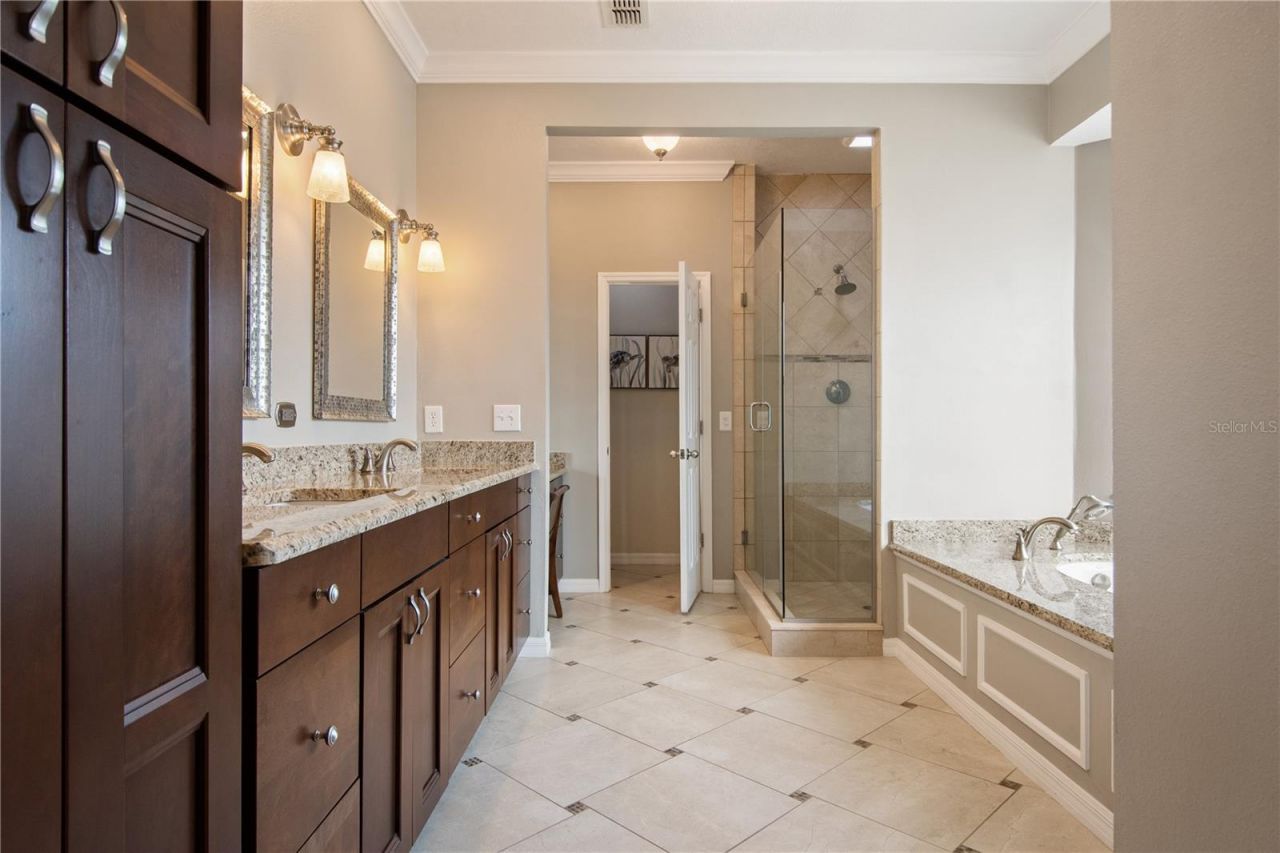 7131 Shady Wood Lane, Orlando, FL 32835 Photo