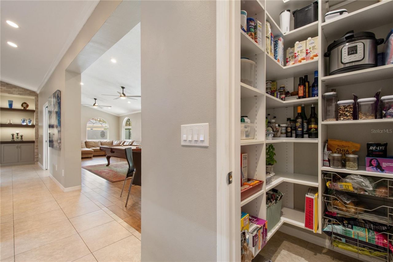 7131 Shady Wood Lane, Orlando, FL 32835 Photo