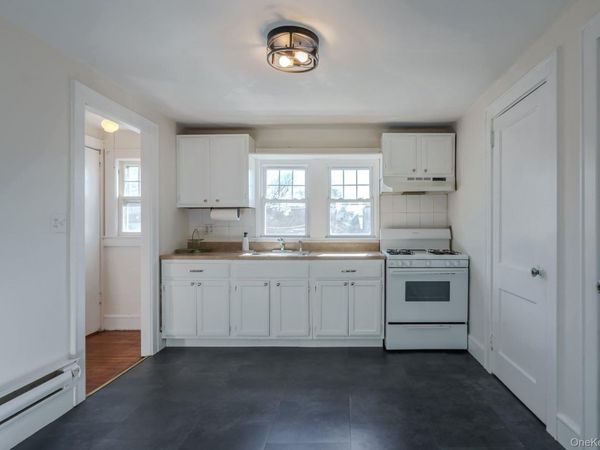 52 Irma Avenue , Port Washington, NY 11050