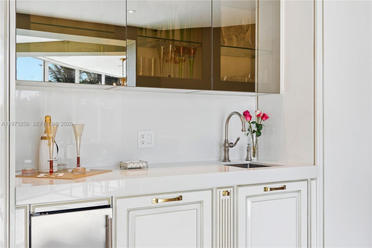 82719 Old Hwy, Islamorada, FL 33036 Photo