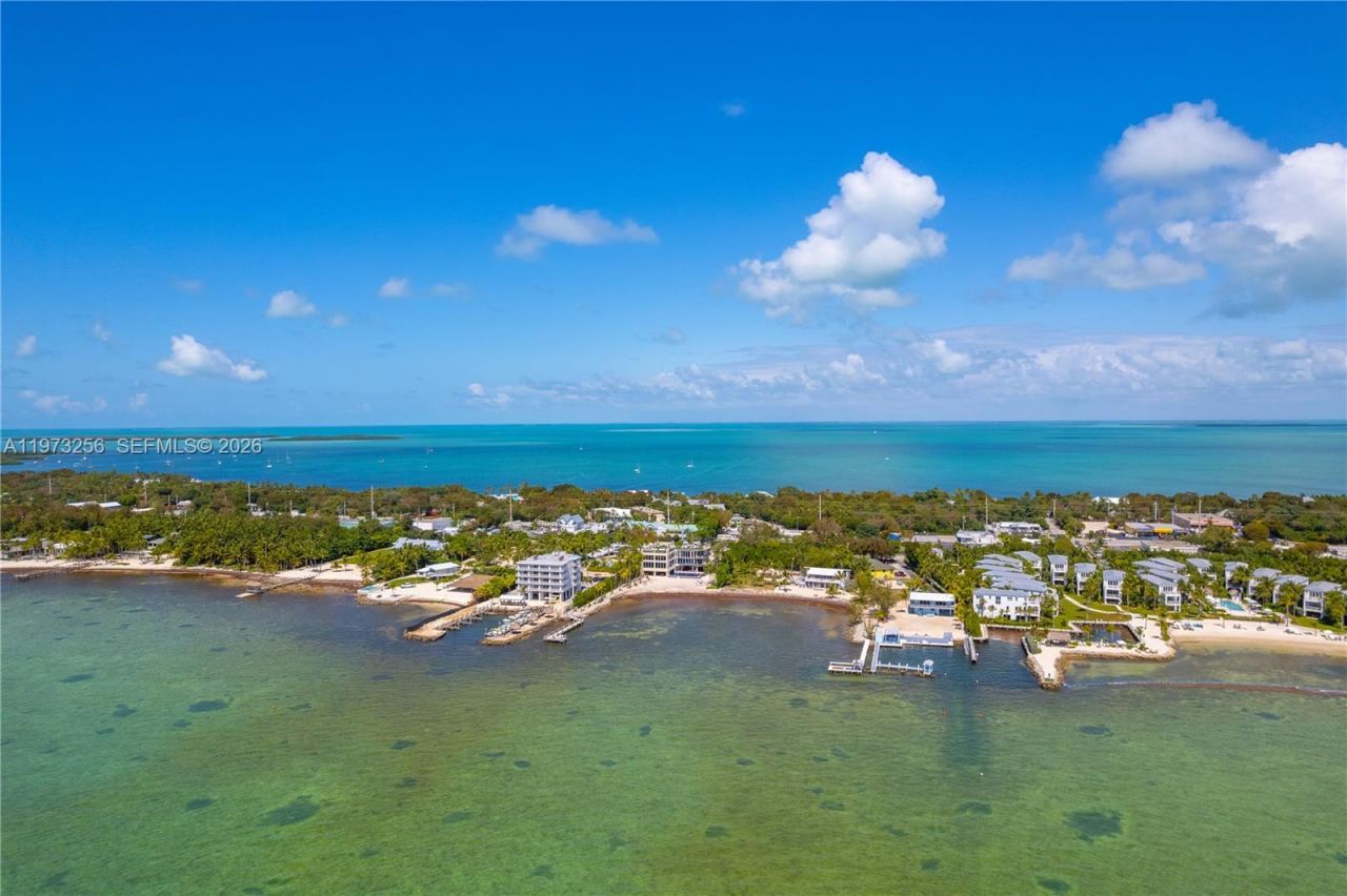 82719 Old Hwy, Islamorada, FL 33036 Photo