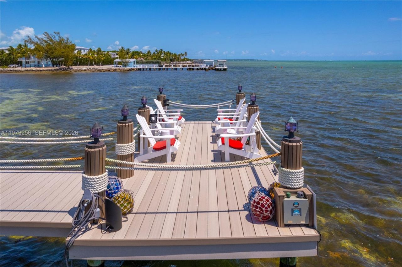 82719 Old Hwy, Islamorada, FL 33036 Photo