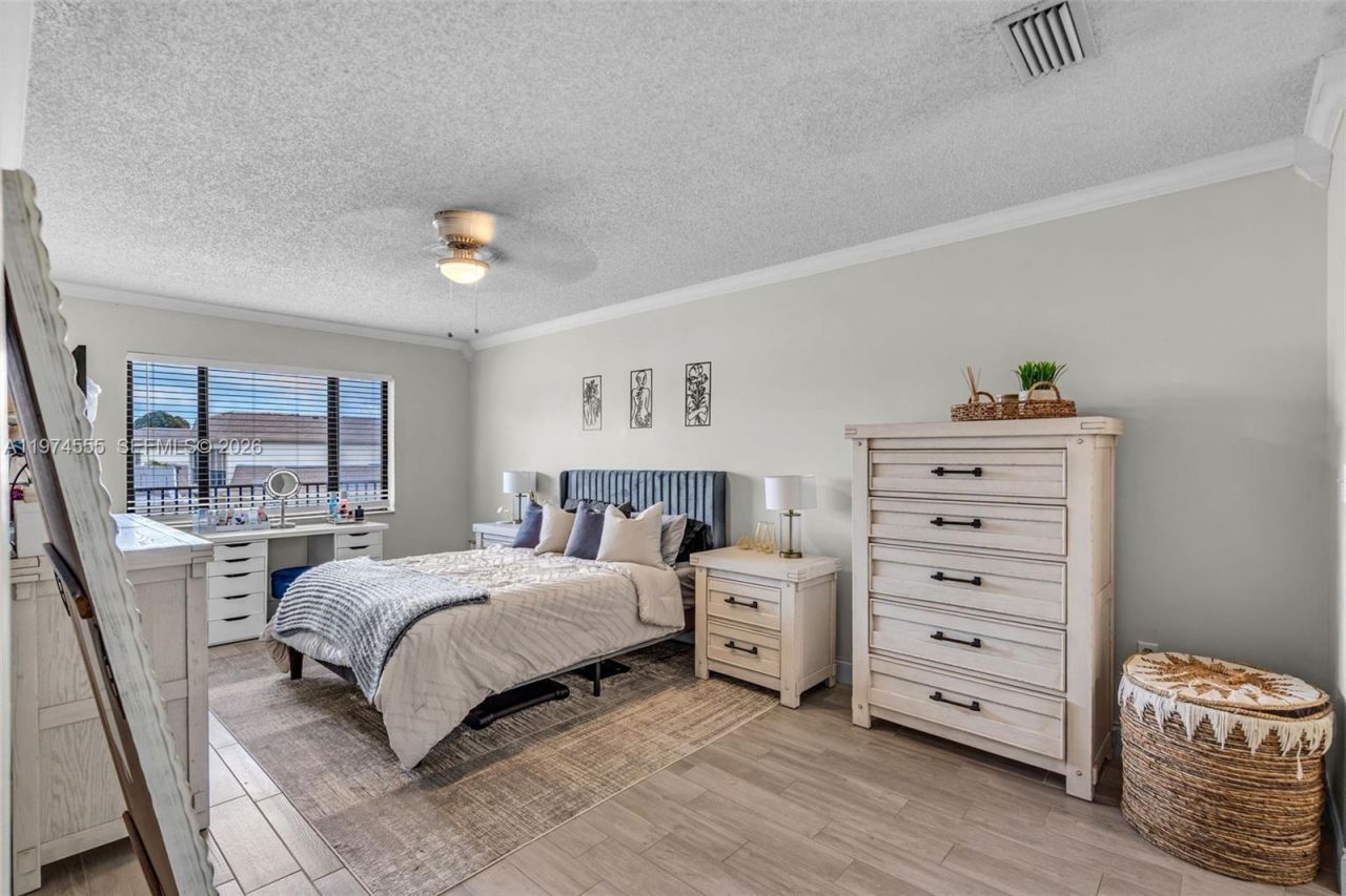 2514 Taylor St, Unit 11, Hollywood, FL 33020 Photo