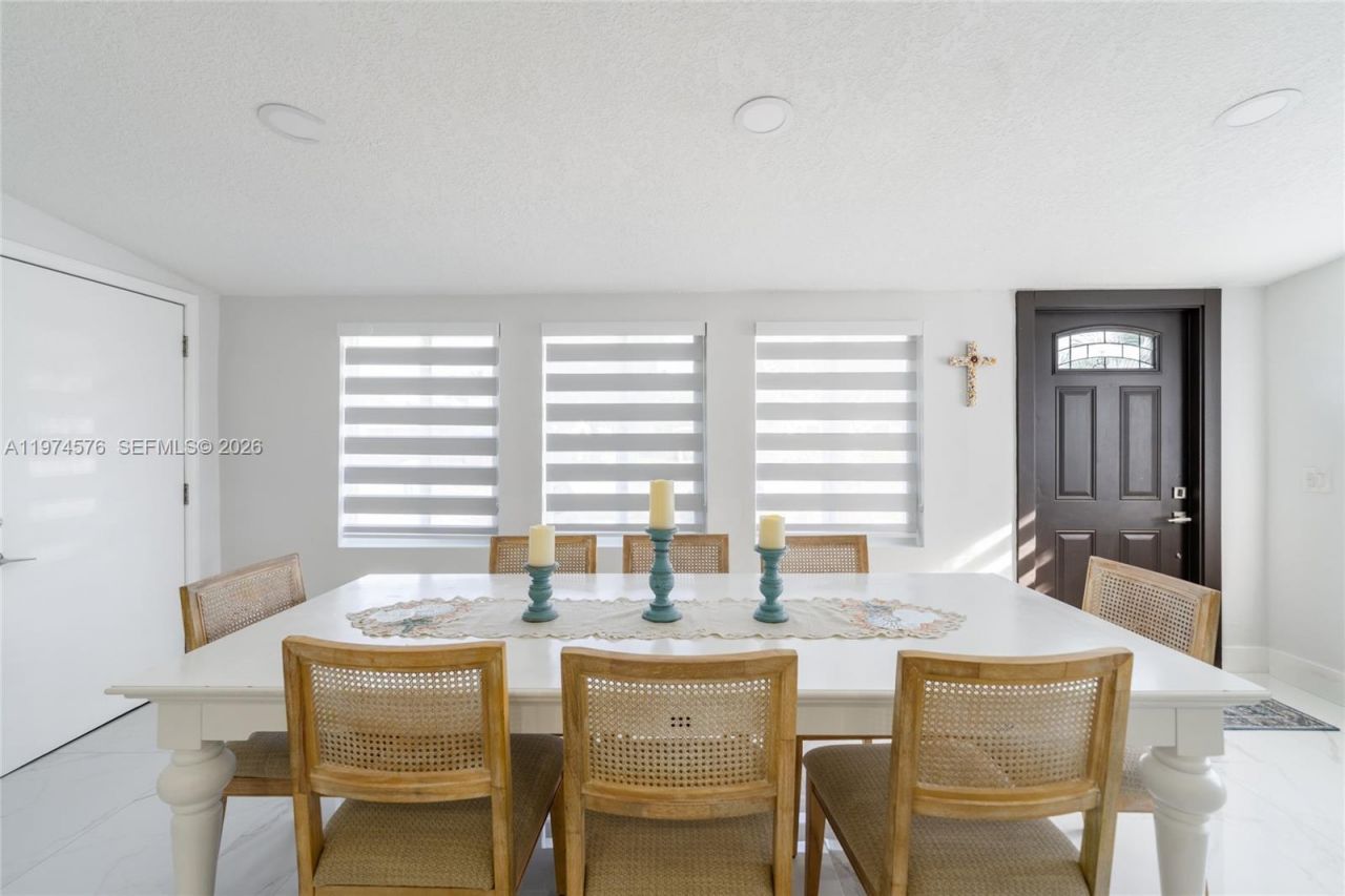 7100 SW 19th Ter, Miami, FL 33155 Photo