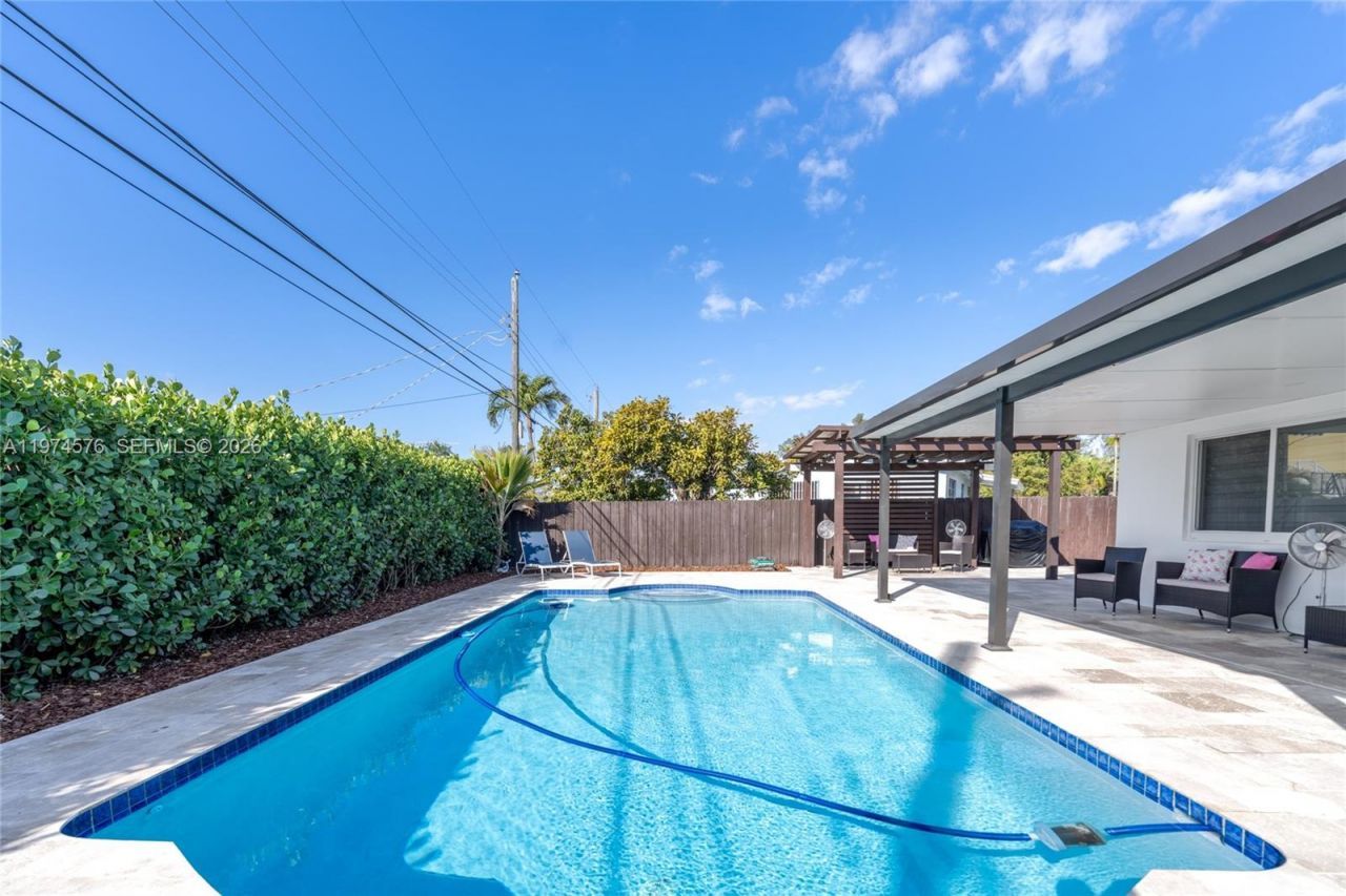 7100 SW 19th Ter, Miami, FL 33155 Photo