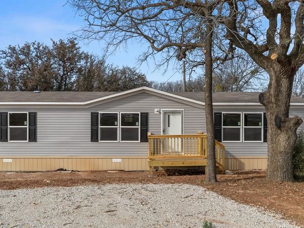 107 Valley Street, Bridgeport, TX 76426