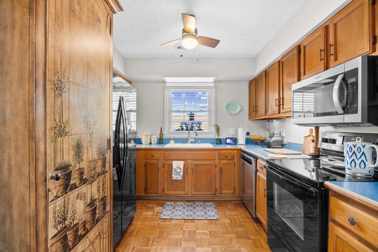 830 44th Ave. N  Photo 14