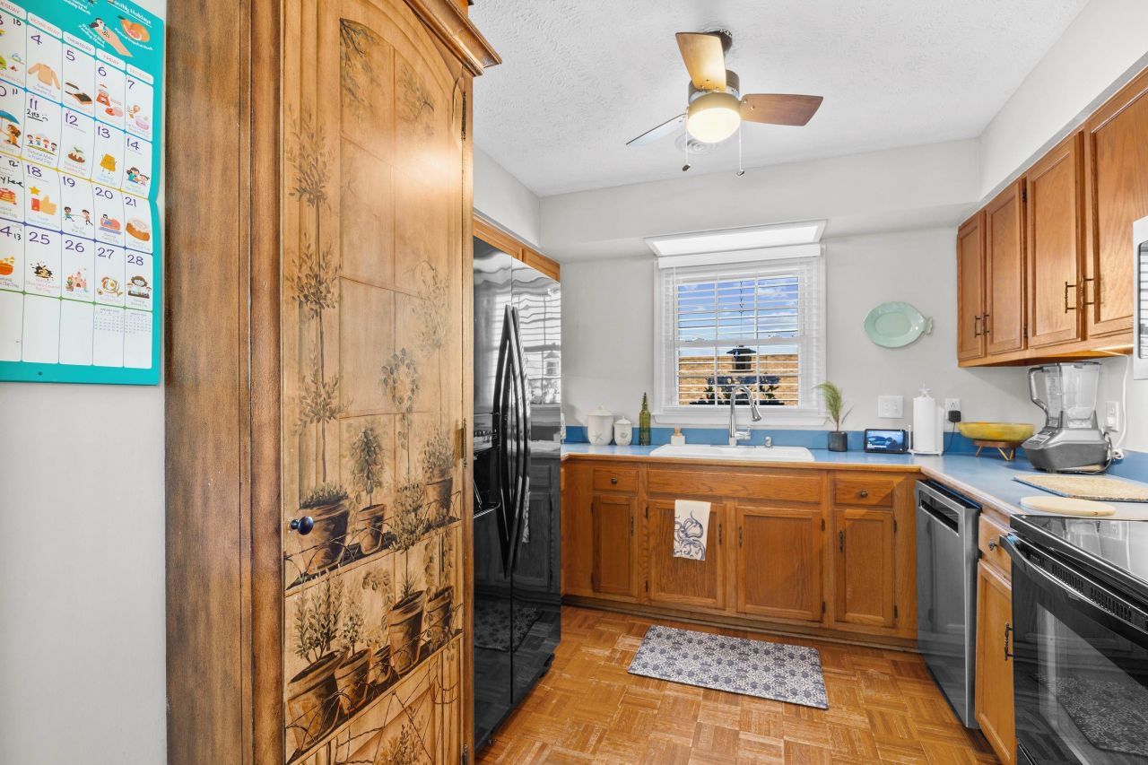 830 44th Ave. N Photo 15