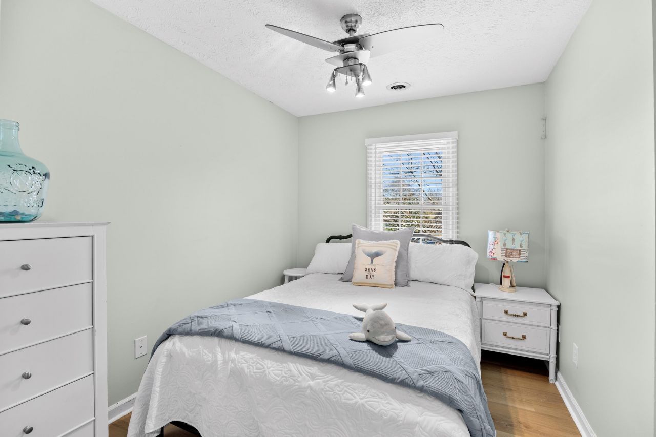 830 44th Ave. N  Photo 28