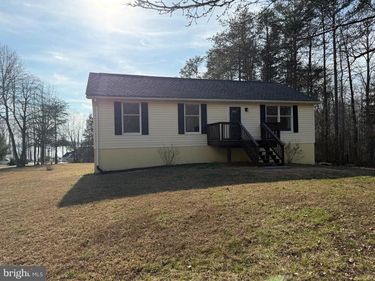 2900 BLOUNT DRIVE, BUMPASS, VA 23024