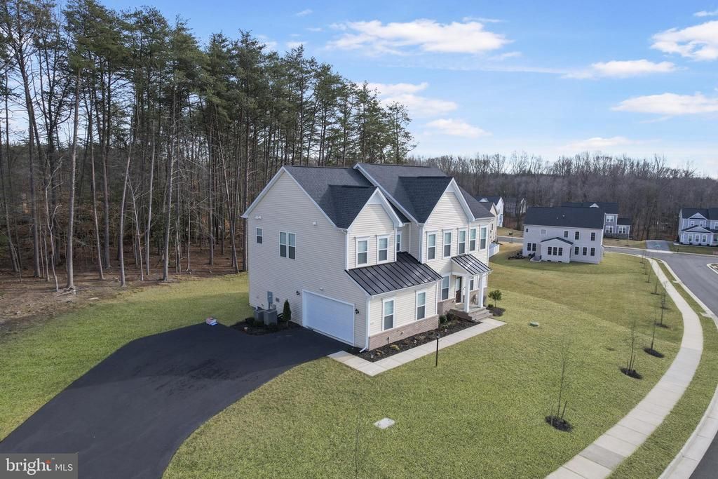 6201 CARTERS GROVE DRIVE, MANASSAS, VA 20112