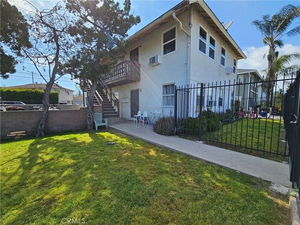 5863 Whitnall, Unit 4, North Hollywood, CA 91601