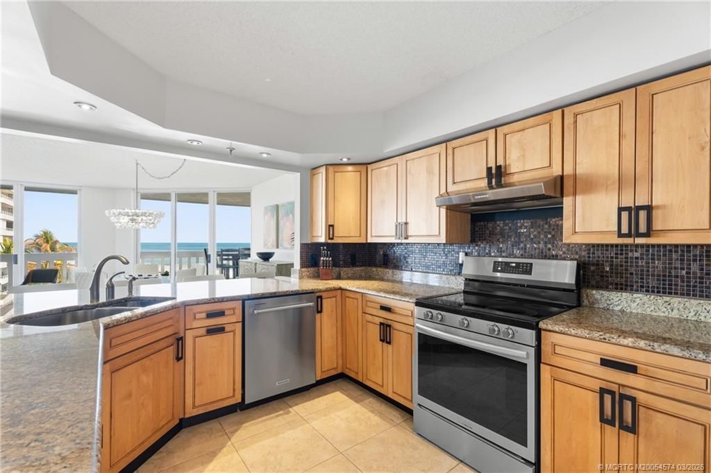 9960 S Ocean Drive, Unit 505, Jensen Beach, FL 34957 Photo