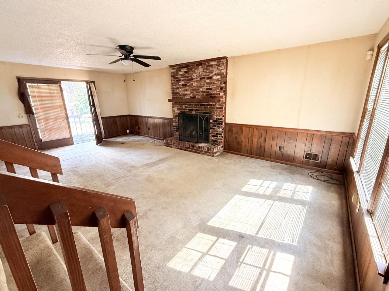 7901 Tradd Street Photo 13