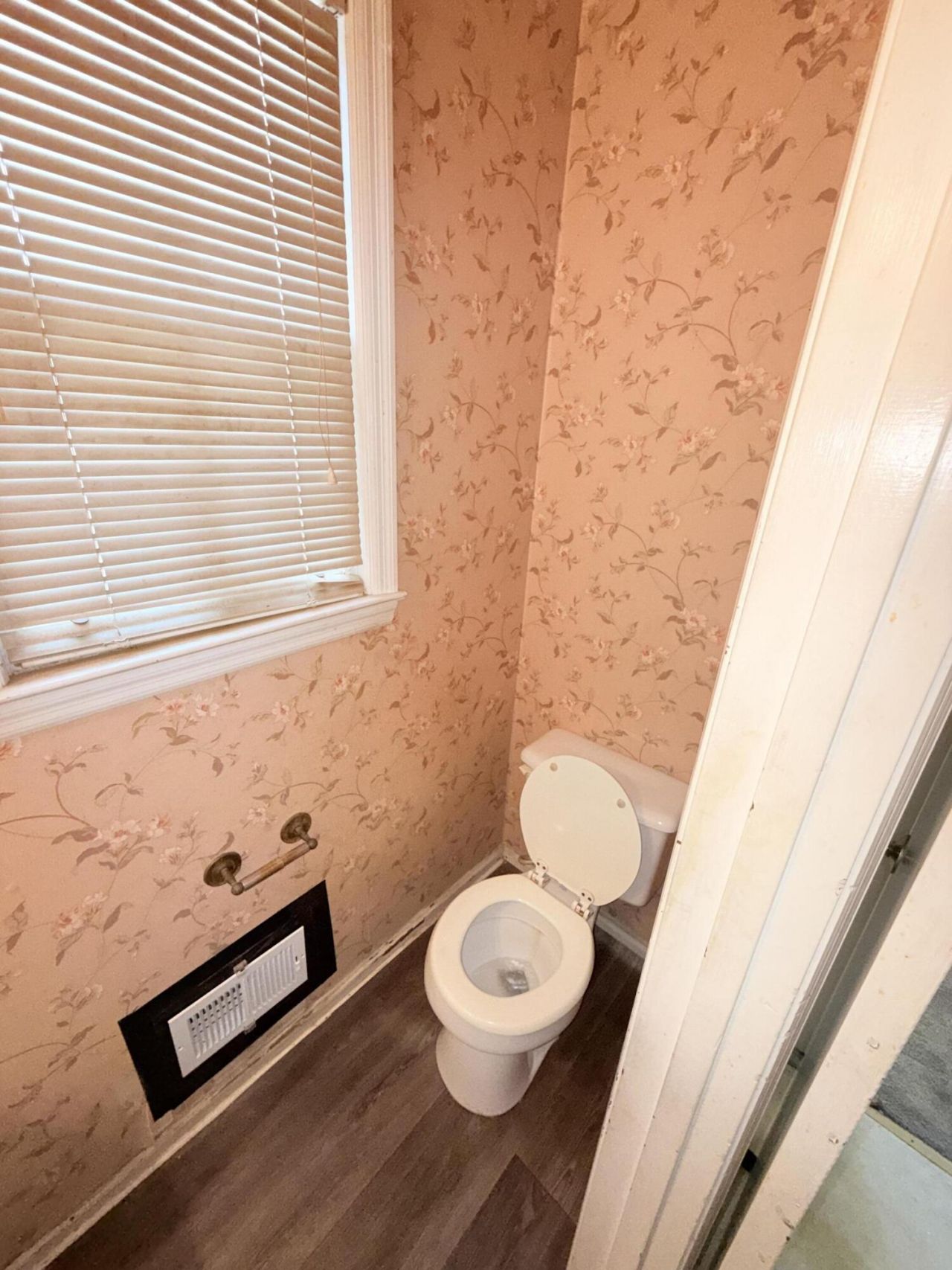 7901 Tradd Street Photo 26