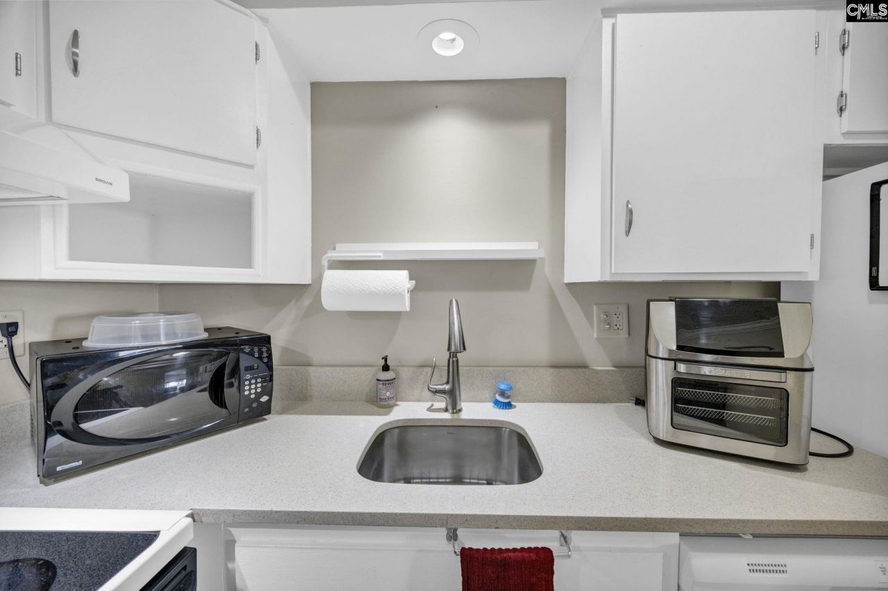 1825 Saint Julian Pl.  Photo 16