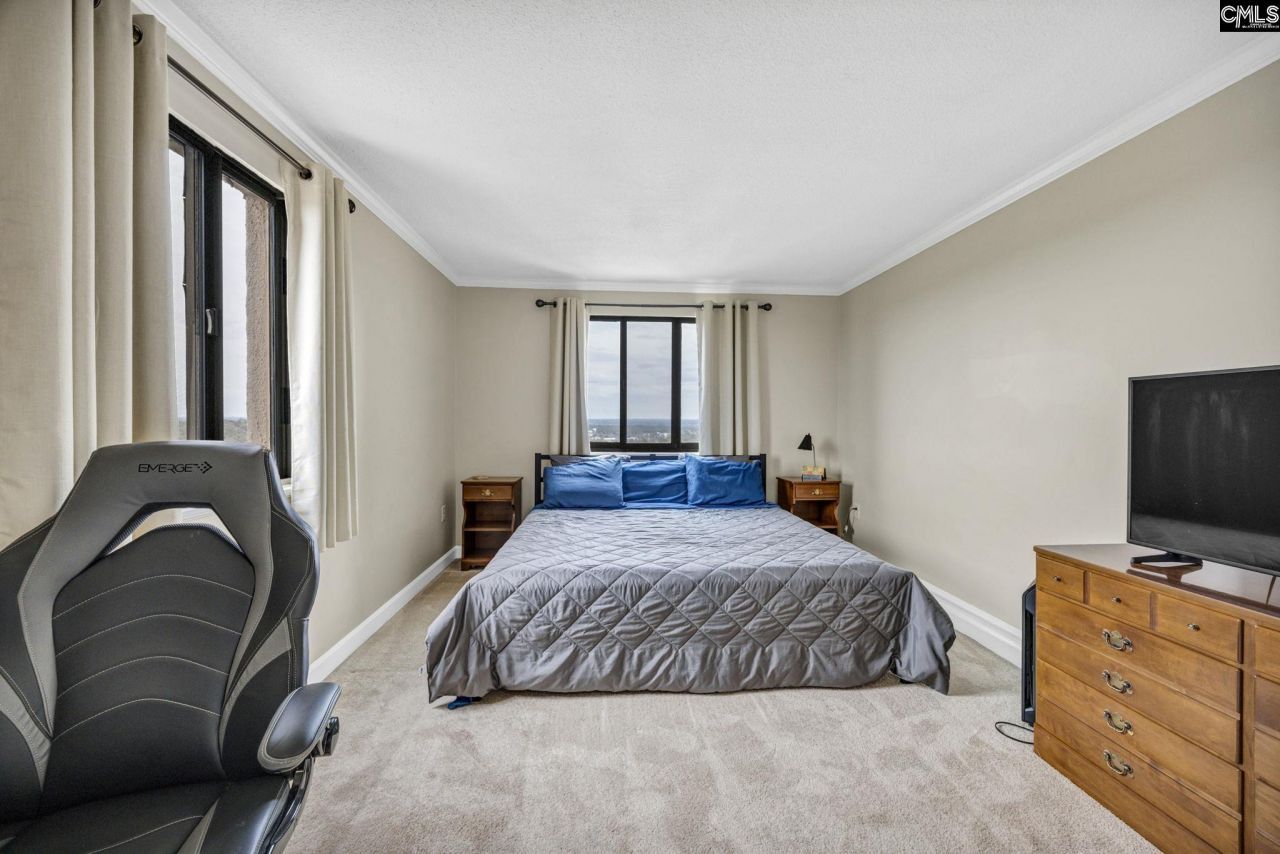 1825 Saint Julian Pl.  Photo 18