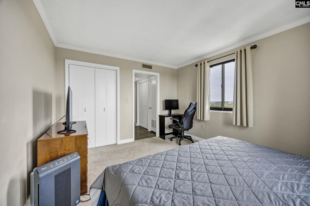 1825 Saint Julian Pl.  Photo 20