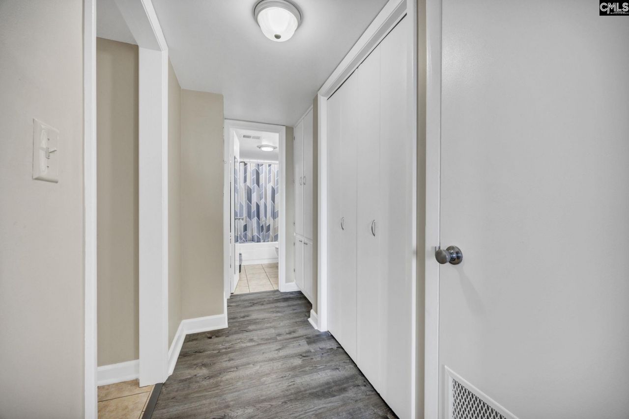 1825 Saint Julian Pl.  Photo 21