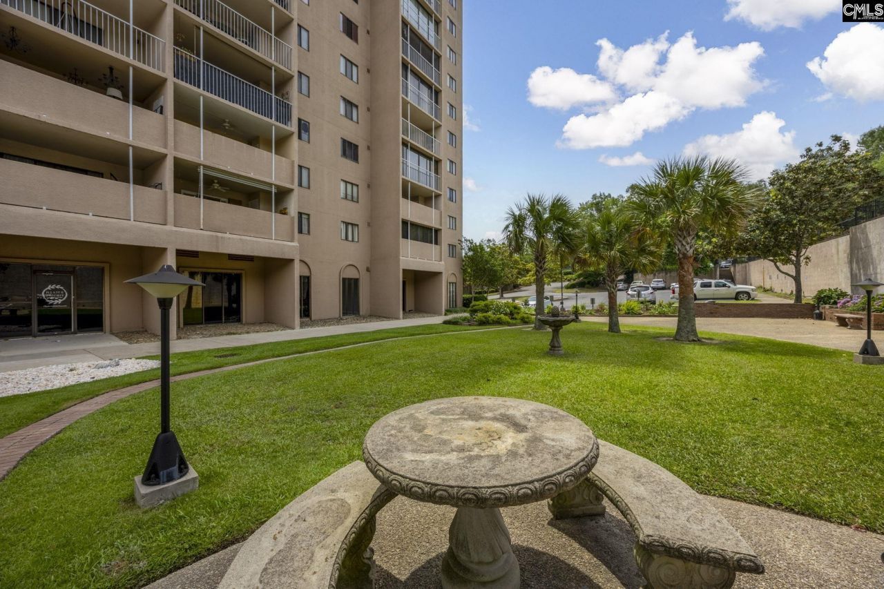 1825 Saint Julian Pl.  Photo 27