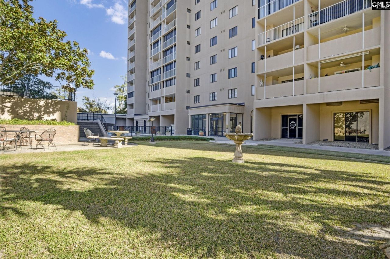 1825 Saint Julian Pl.  Photo 28