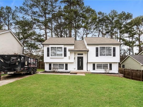 6158 Raintree Bend , Lithonia, GA 30058