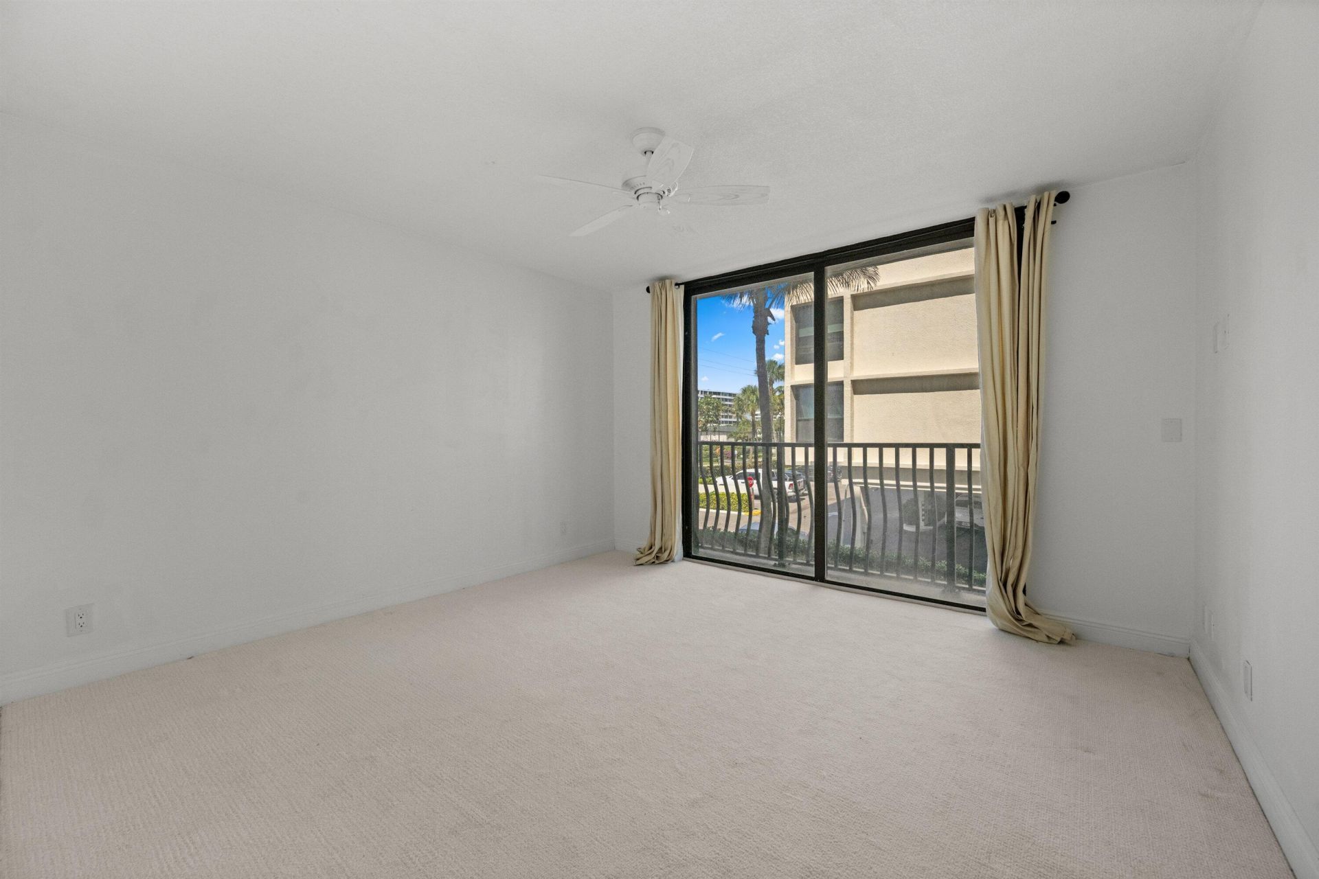 4000 S Ocean Boulevard, Unit 103, South Palm Beach, FL 33480 Photo