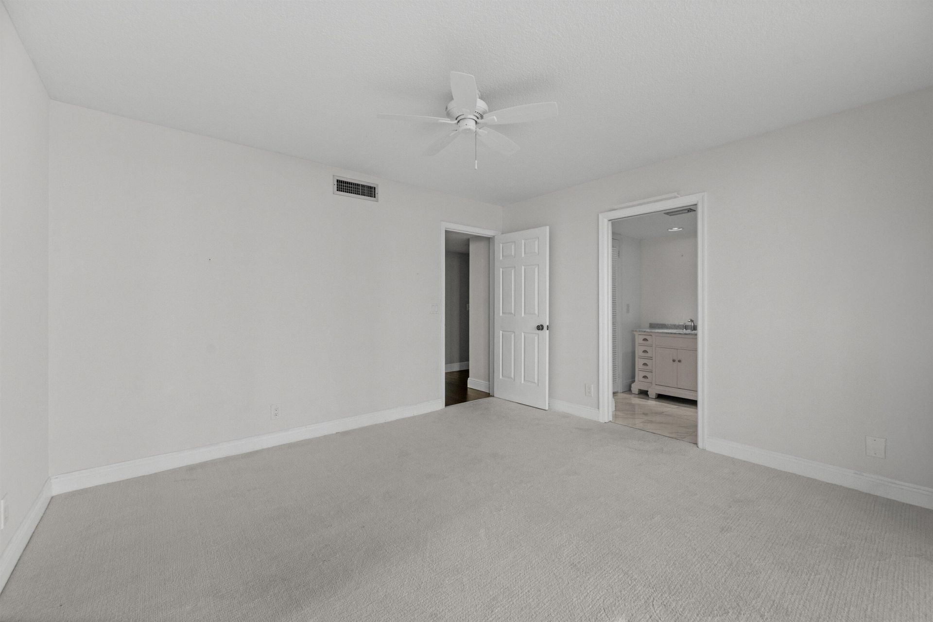 4000 S Ocean Boulevard, Unit 103, South Palm Beach, FL 33480 Photo