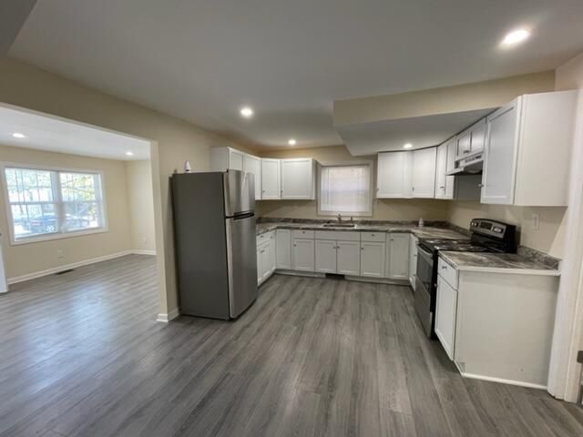 1916 Baxter Street Photo 14