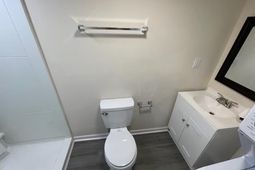 1916 Baxter Street photo 4