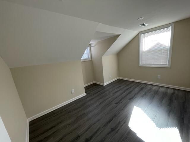 1916 Baxter Street Photo 8