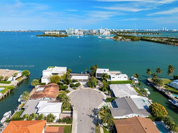 1270 NE 82nd St, Miami, FL 33138